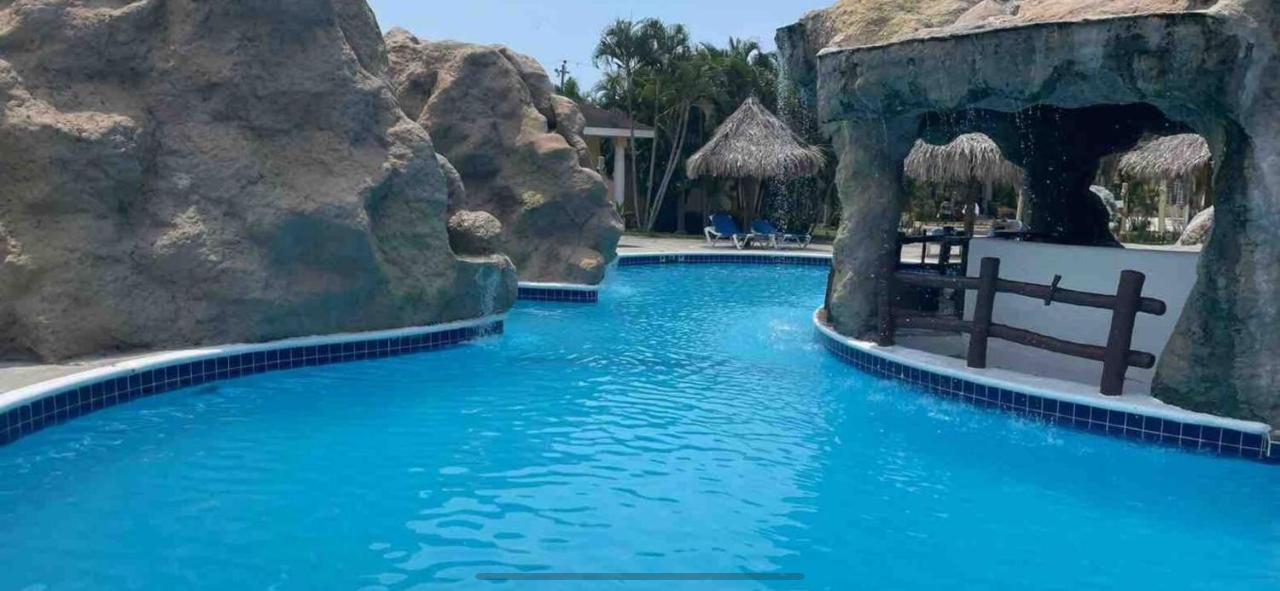 Villa De Ali In Palma Real La Ceiba Buitenkant foto