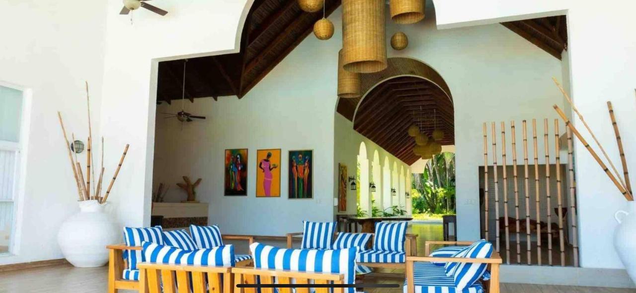 Villa De Ali In Palma Real La Ceiba Buitenkant foto